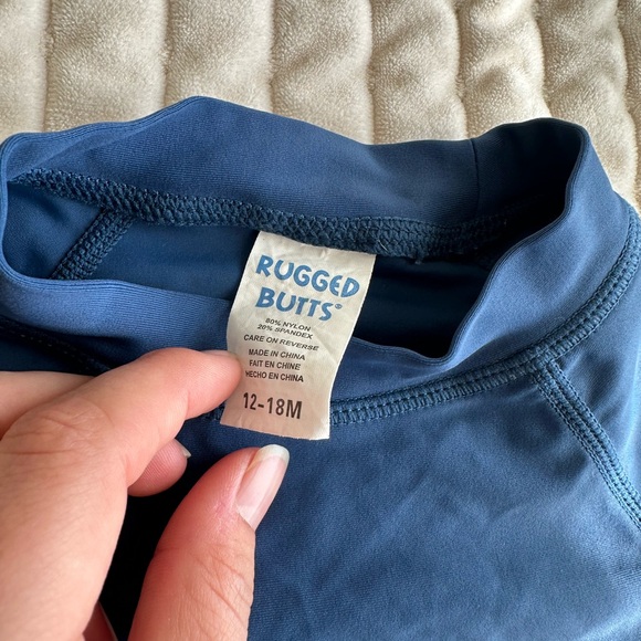 RuggedButts Rashguard - Picture 3 of 3